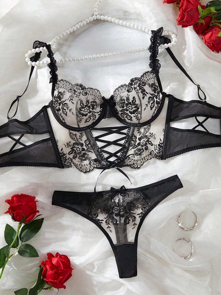 Raven Lingerie Set - product image 1 | CERYNA
