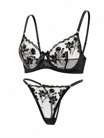 Floral Embroidery Lingerie Set