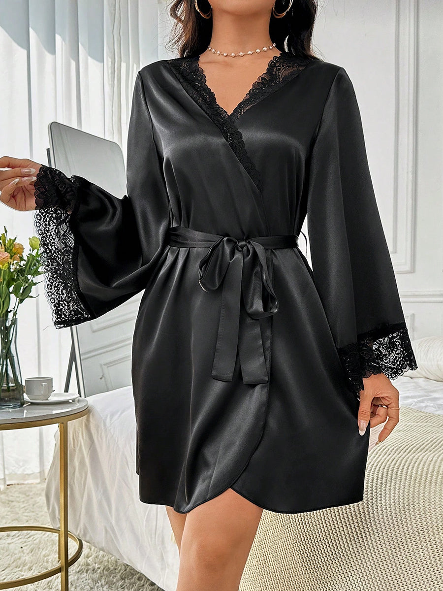Vivienne Lace Trim Short Robe - product image 3 | CERYNA